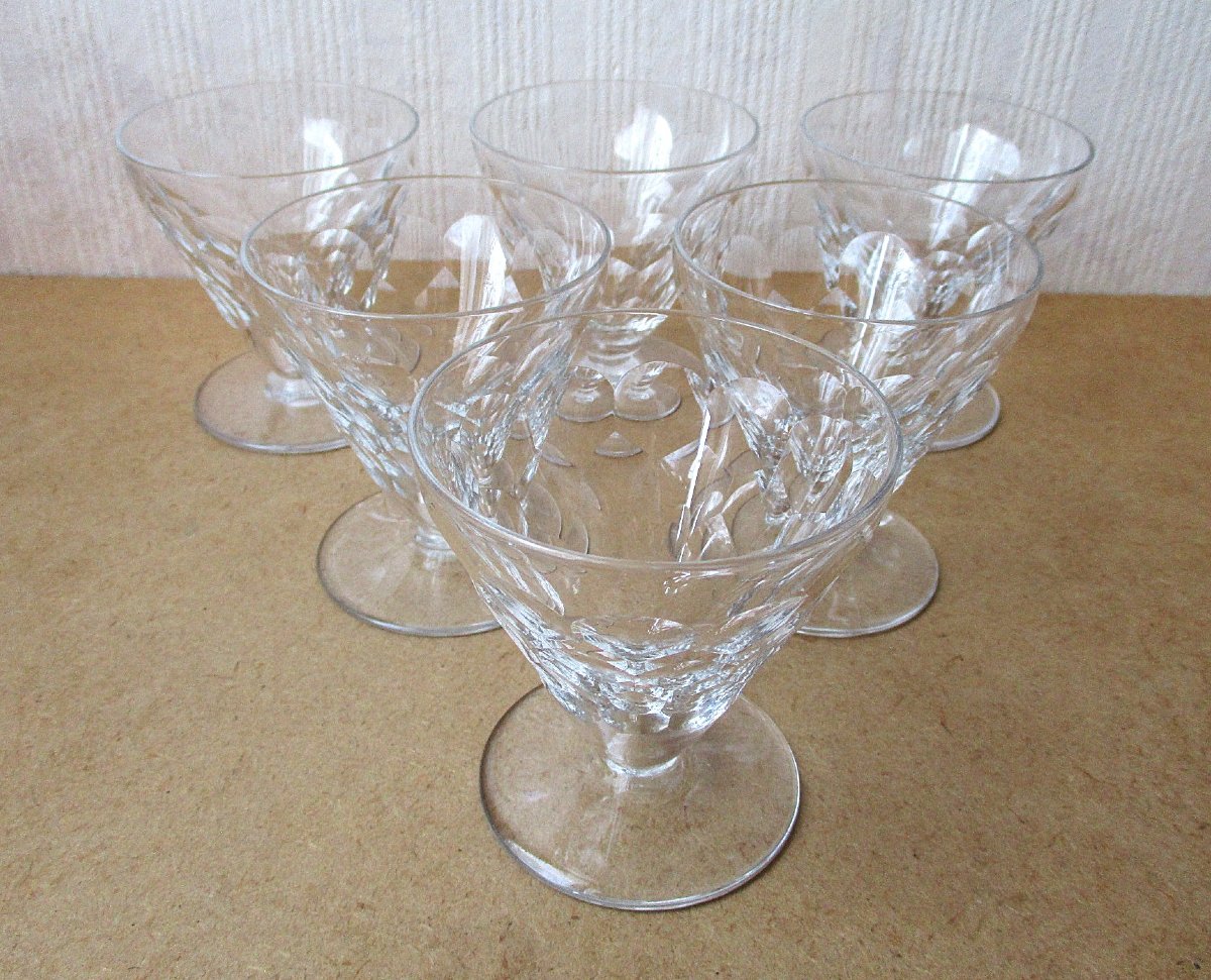 Six verres à vin blanc en cristal de Baccarat d'époque Art Déco modèle Brindisi en parfait état-photo-2
