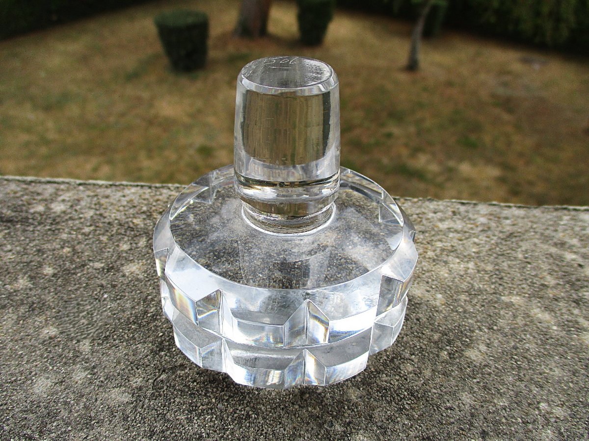 A Beautiful Courvoisier Cognac Decanter Made Of Baccarat Crystal, The Talleyrand Model, In Perfect Condition.-photo-3