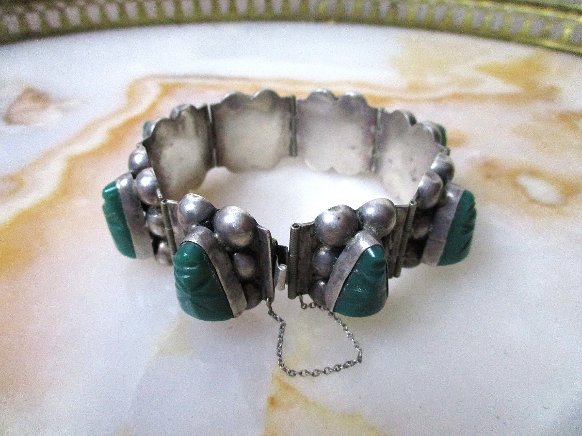 Vintage Art Deco-style Bracelet Made Of 925 Sterling Silver And Green Mexican Stones, Weighing 45 Grams.