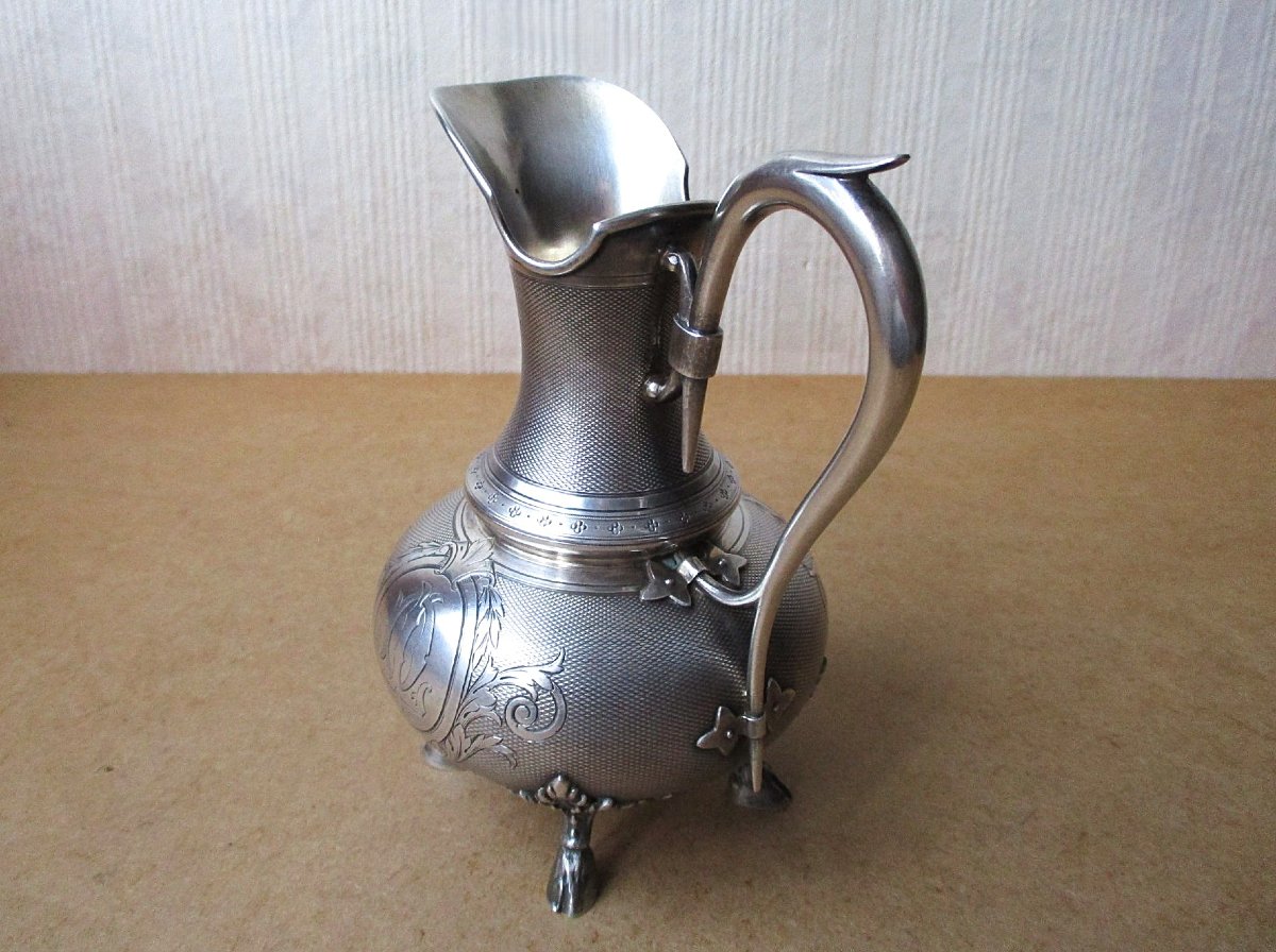 Très beau pot à lait en argent massif style Napoléon III, monogramme initiales LD ou DL.-photo-2