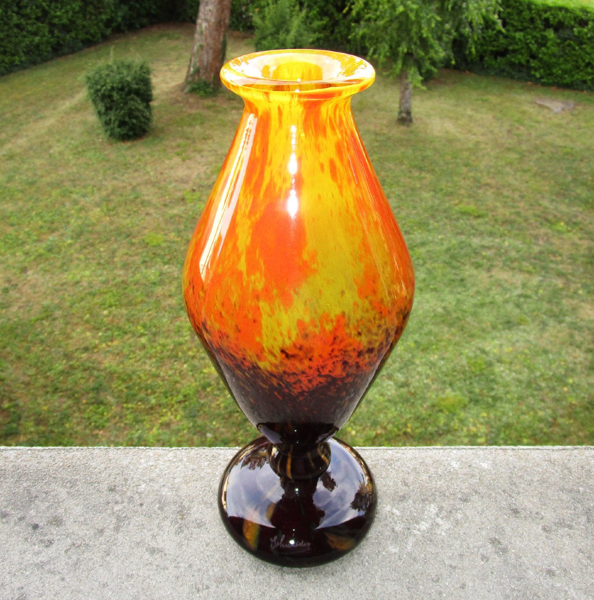 Charles Schneider, Le Verre Français, Very Beautiful Art Deco Speckled Glass Diabolo Vase.-photo-1