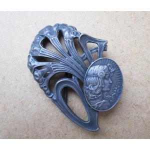 Very Beautiful Art Nouveau Period Belt Buckle For Women Butterfly Silver Metal Circa 1900.