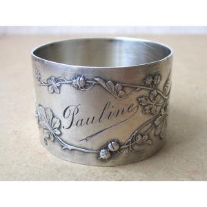 Rond de serviette Art Nouveau en argent massif poinçon Minerve prénom Pauline décor marronnier
