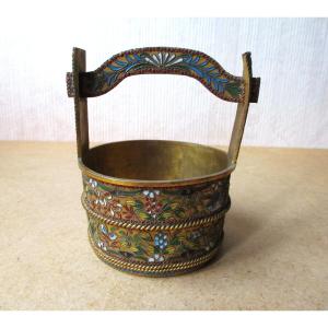 Small Confectionery Or Sugar Basket In Cloisonné Enamel On Bronze, Russian Silverware Late 19th Century