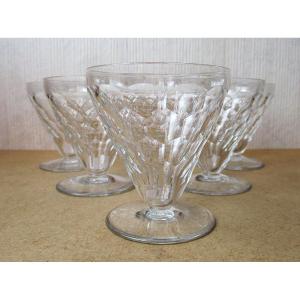 Six verres à vin rouge en cristal de Baccarat d'époque Art Déco modèle Brindisi en parfait état