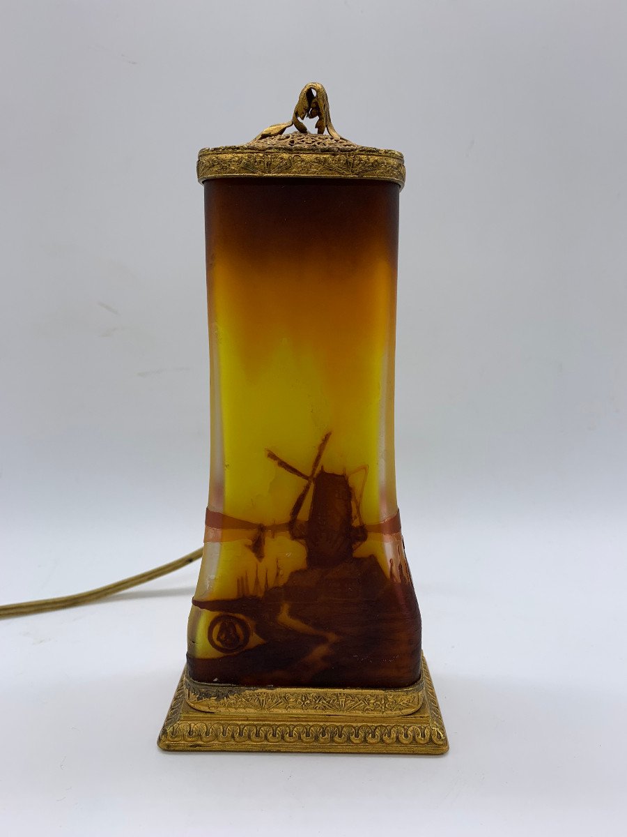 Night Light Decorated With A Flemish Landscape And A Mill, Muller Frères Lunéville-photo-2