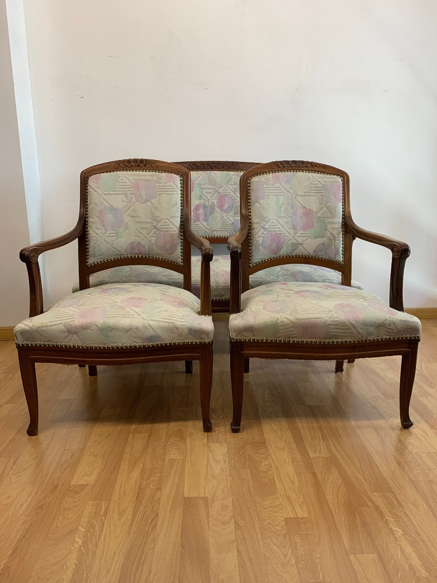 Art Nouveau Salon With Periwinkles