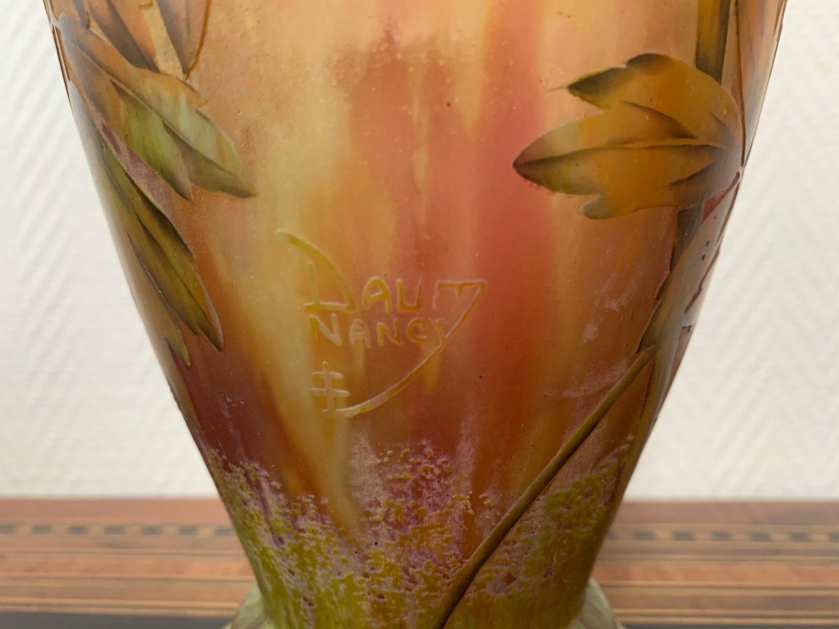 Daum Nancy - Vase With The Hearts Of Mary-photo-4