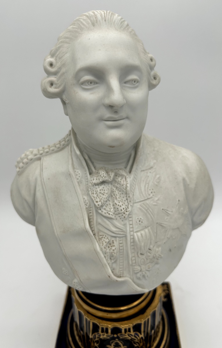 Biscuit Porcelain Busts Of Louis XVI And Marie Antoinette-photo-3