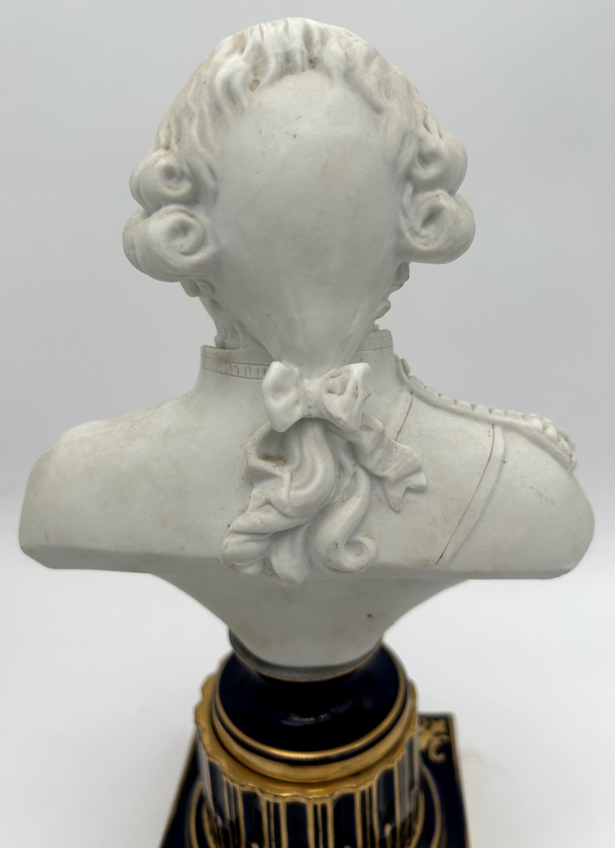 Biscuit Porcelain Busts Of Louis XVI And Marie Antoinette-photo-3