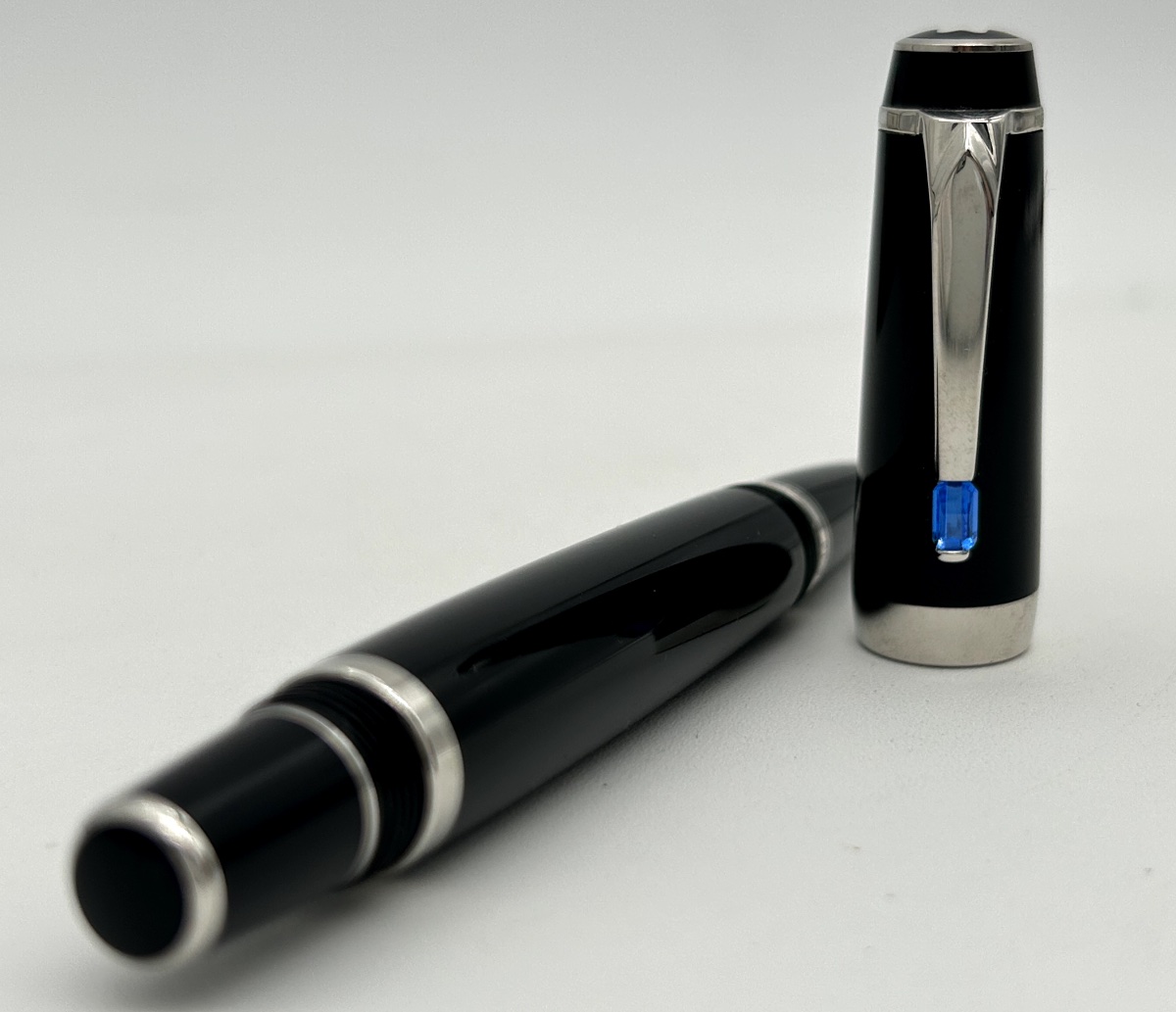 Montblanc Rollerball Pen – Bohemian Blue Model-photo-2