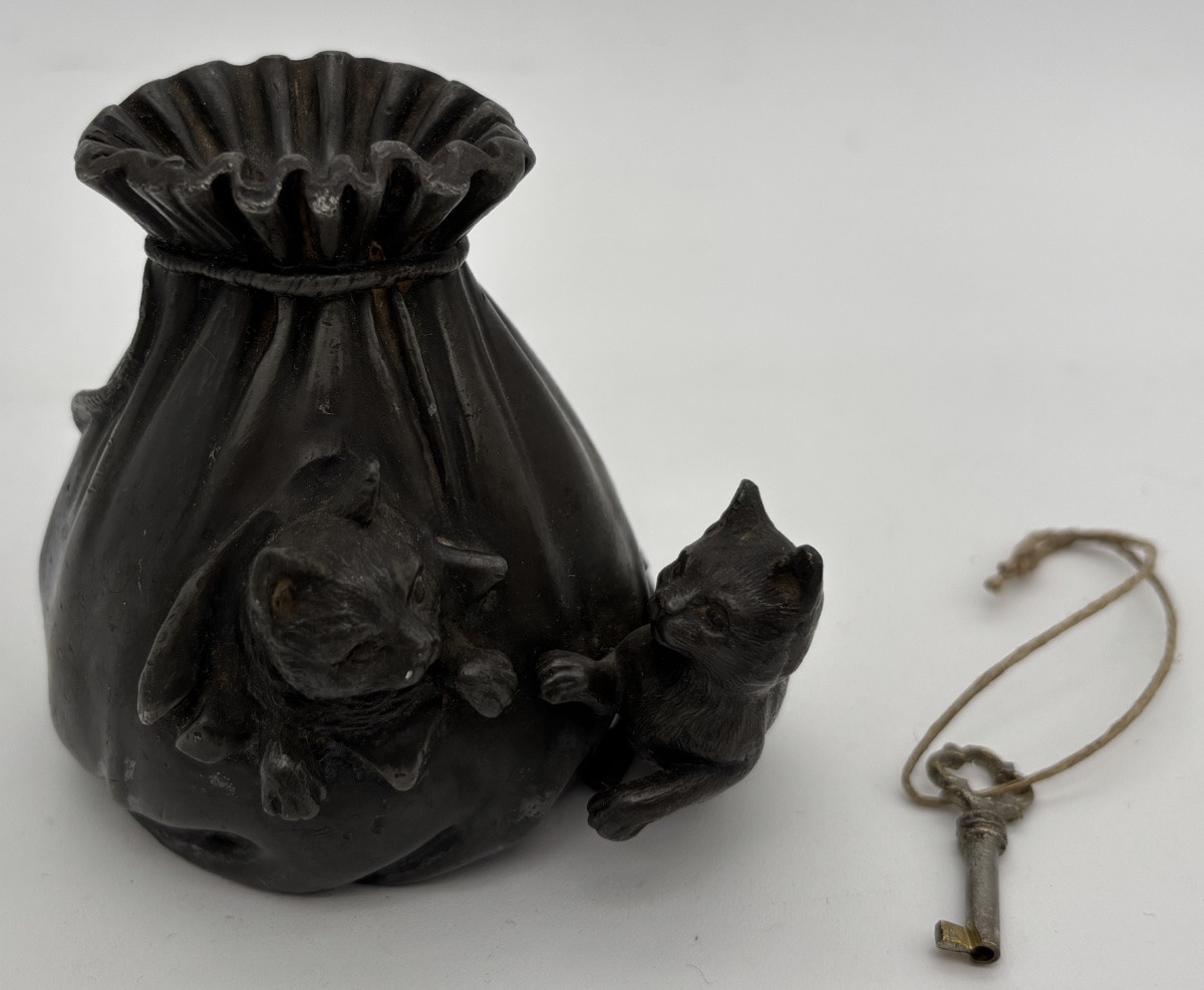 Child's Money Box 19th Century-photo-2