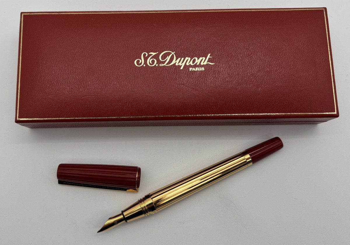 Fountain Pen S.t. Dupont