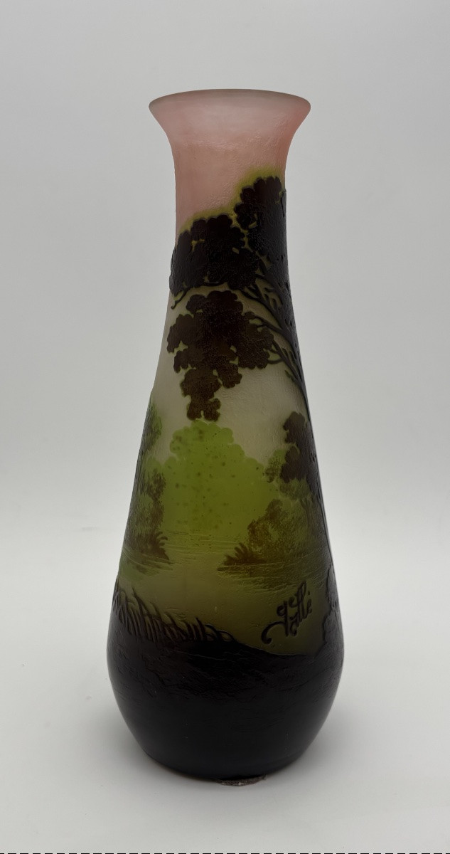 Gallé Vase With Lake Décor-photo-2