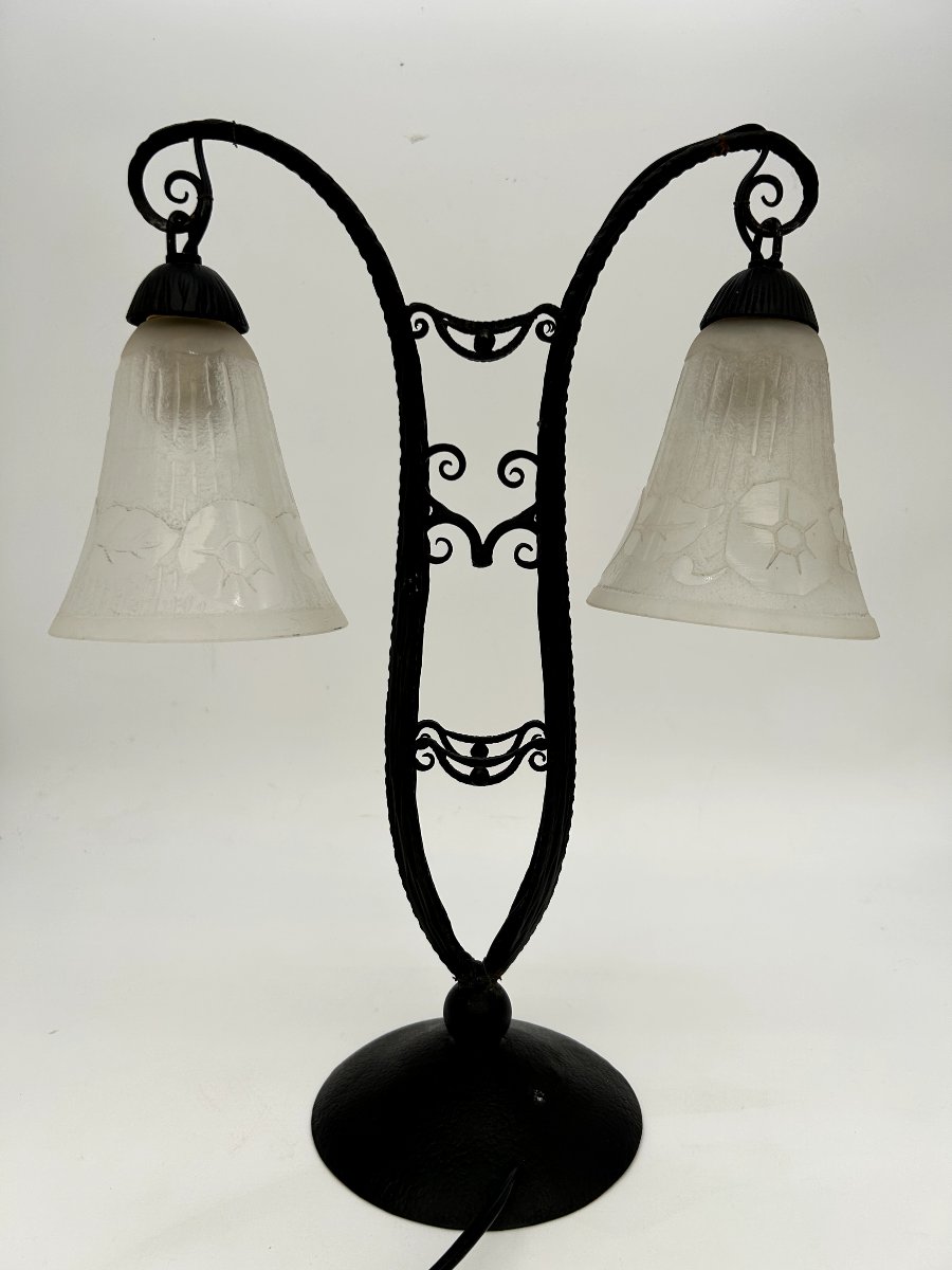 Art Nouveau Double Tulip Lamp Signed Daum Nancy, With A Wrought-iron Base-photo-2