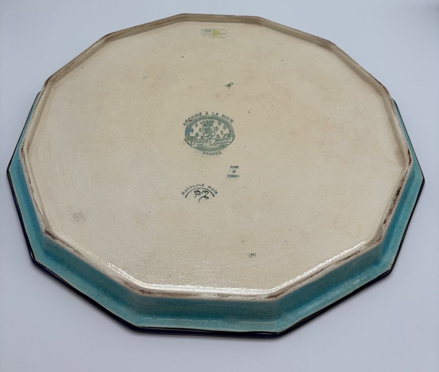 Face-to-face In Longwy Enamels -photo-7