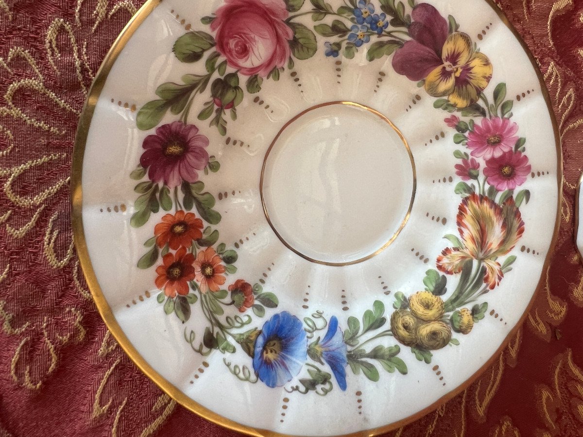 Tasse Et Soucoupe En Porcelaine , Décor Fleurs , Allemande Kpm -photo-4