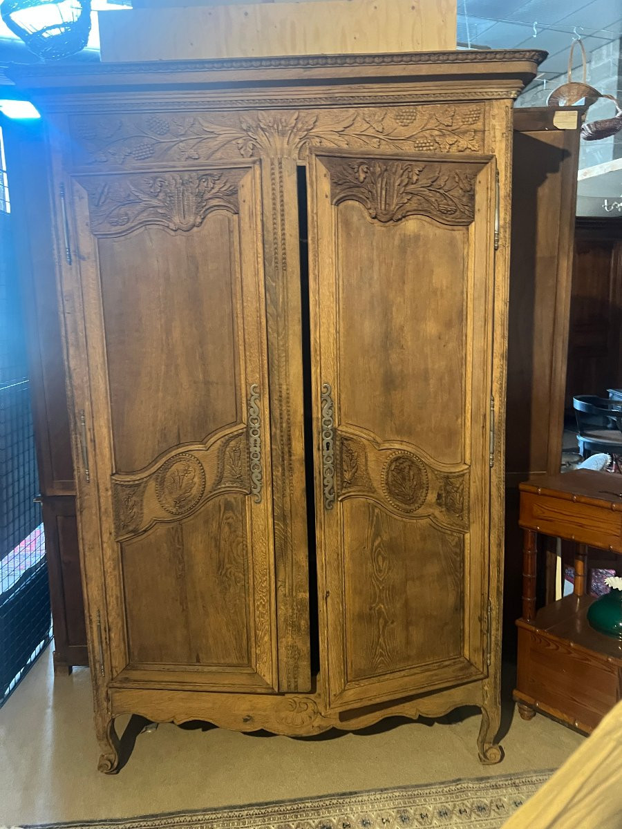 Louis XV Style Two-door Wardrobe, Solid Oak, Stripped.-photo-4