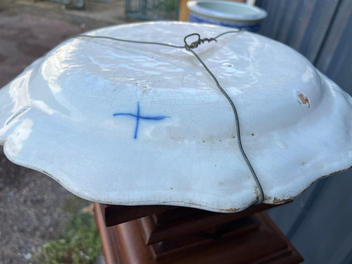 Earthenware Dish With Blue Floral Decoration On A White Background With Scalloped Edges, 18th Century-photo-3