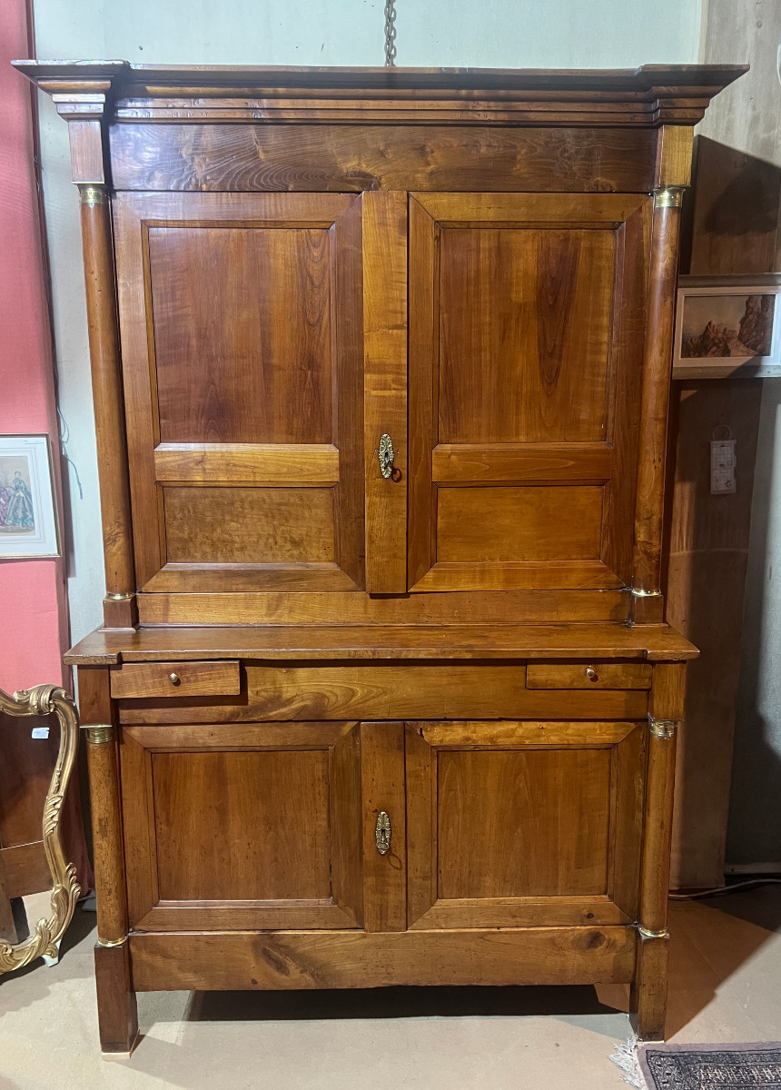 Buffet Deux Corps en Noyer, Style Empire, 1/2 colonnes.