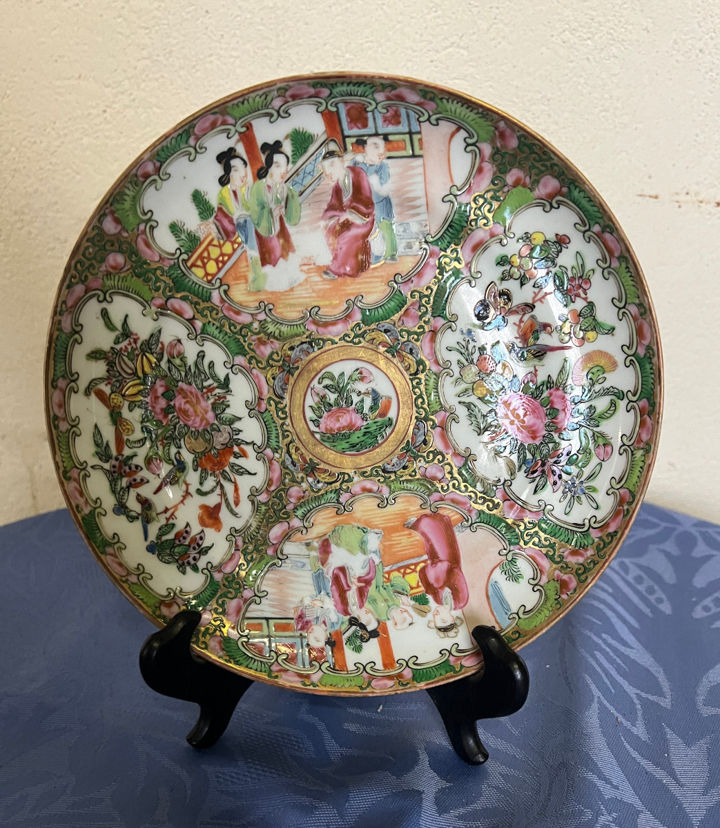 Assiette Canton , porcelaine de Chine, XIX S. Ø21 cm