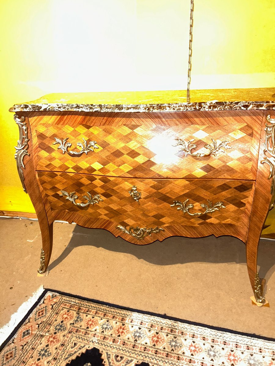 Commode de Style louis XV marquetée deux tiroirs, dessus de marbre, XX Siècle --photo-3