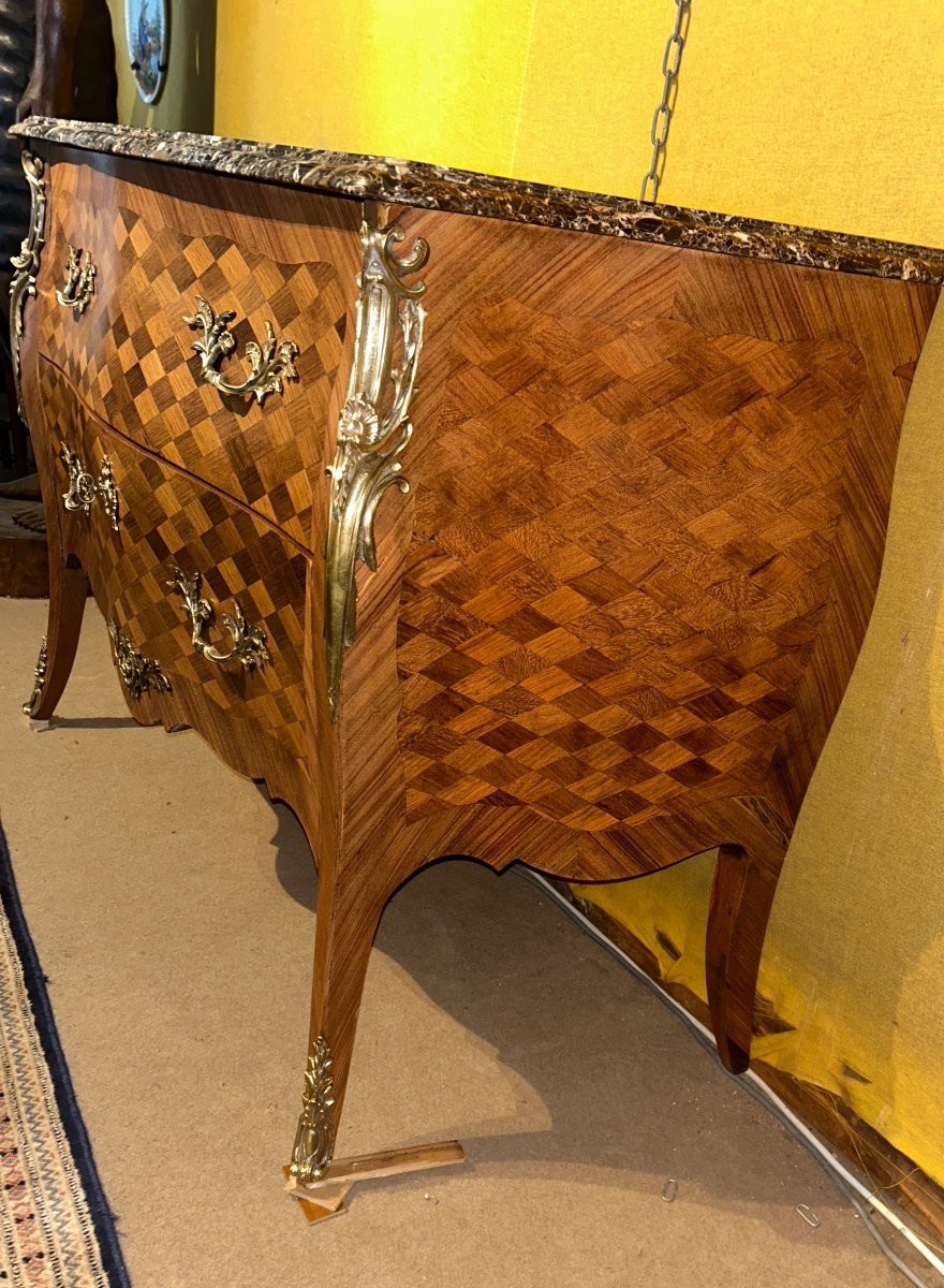 Commode de Style louis XV marquetée deux tiroirs, dessus de marbre, XX Siècle --photo-4