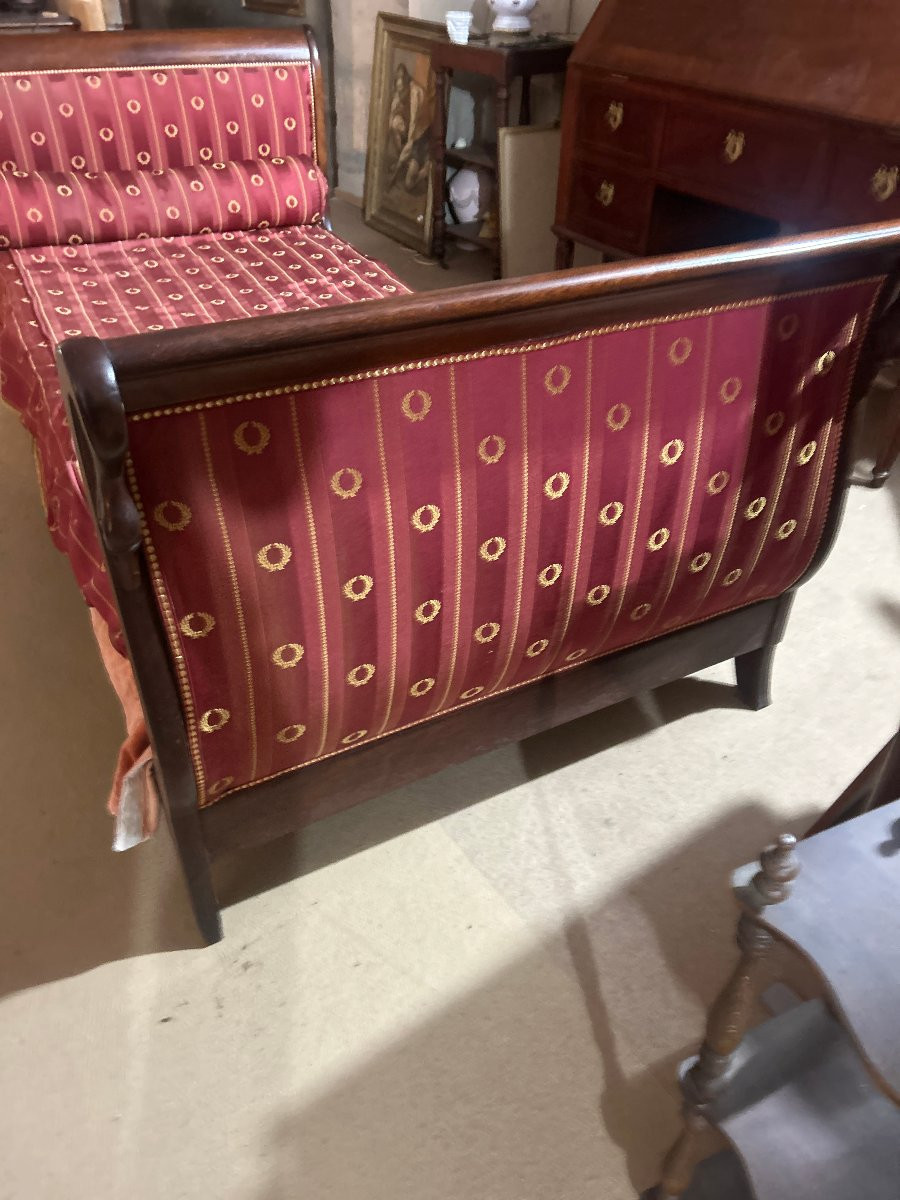 Mahogany Boat Bed With Swan-neck Posts-photo-2
