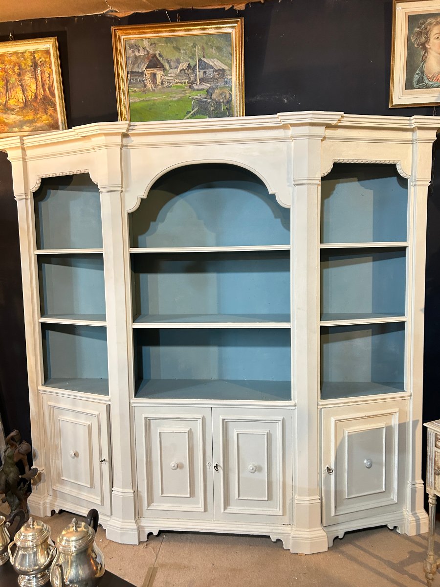 Woodwork With Shelves And Leaves