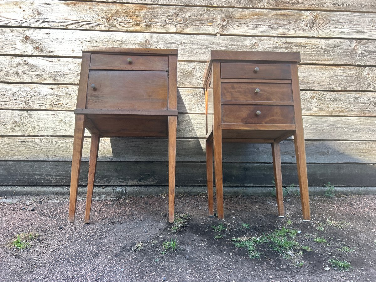 Deux tables de chevet en noyer massif, dessus e marbre gris, Epoque Restauration-photo-4