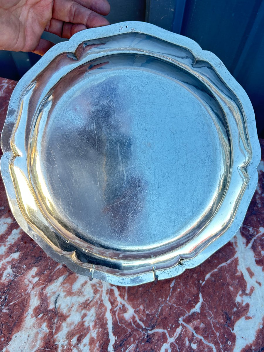Plat circulaire chantourné en Argent massif, Style Louis XV , Armoiries, XVIII S-photo-2