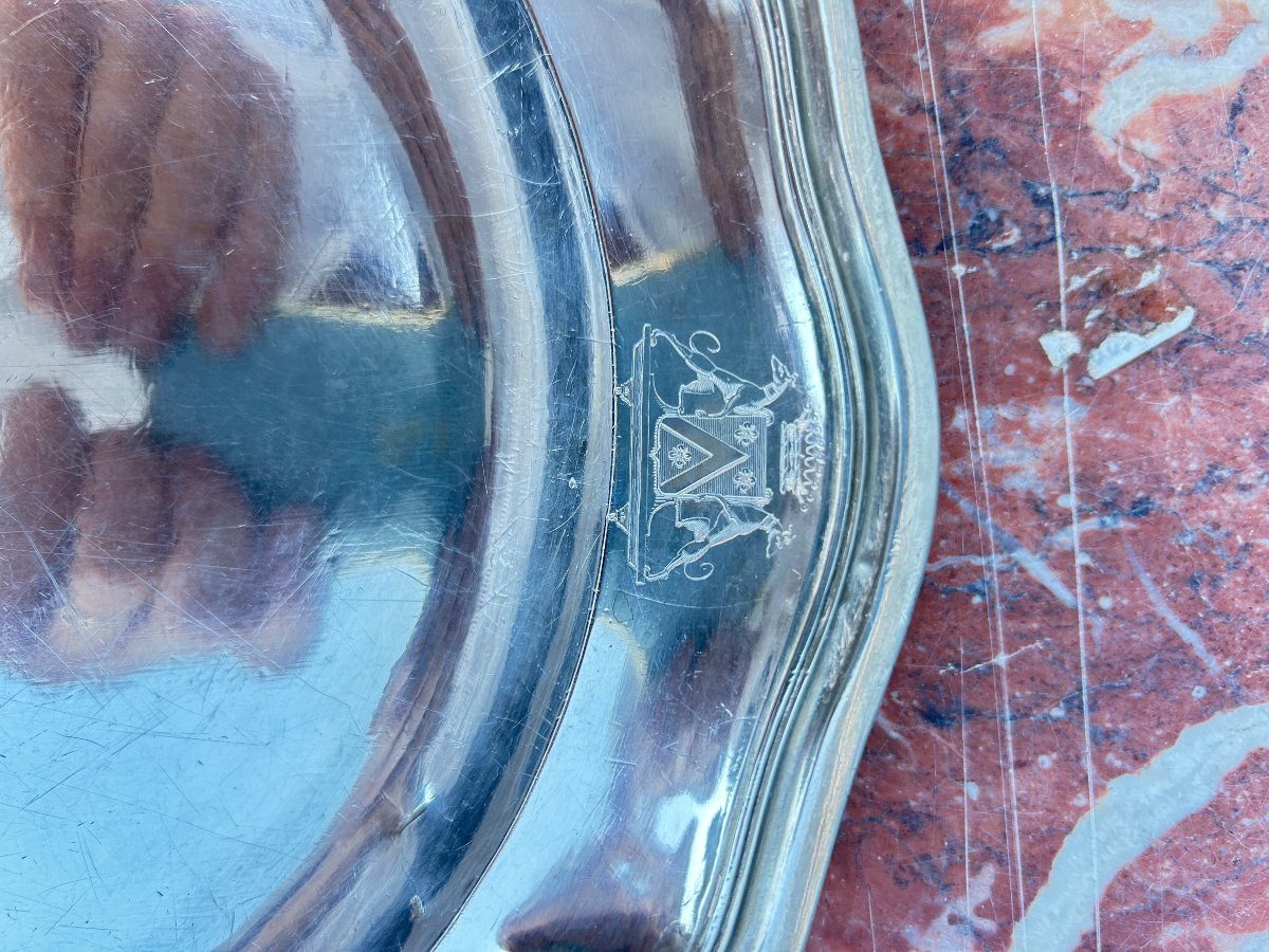 Plat circulaire chantourné en Argent massif, Style Louis XV , Armoiries, XVIII S-photo-1