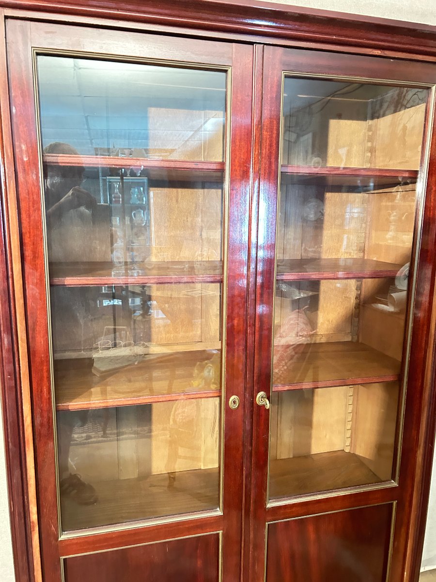 Louis XVI-style Two-door Mahogany Bookcase-photo-4