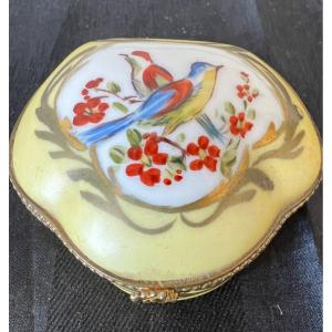 Porcelain Pill Box, Bird Decor