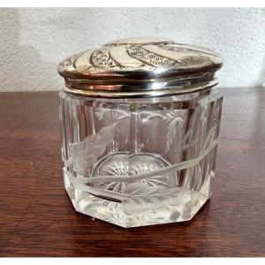 Boîte en cristal taillé, couvercle argent massif, travail anglais