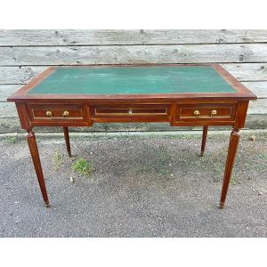 Bureau plat de Style Louis XVI en acajou