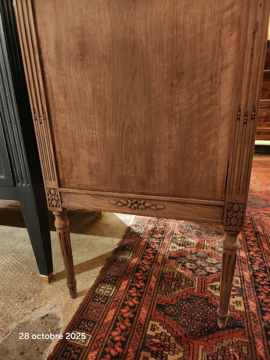 COMMODE SAUTEUSE LOUIS XVI  EN NOYER DECAPEE EPOQUE 19 EME -photo-5