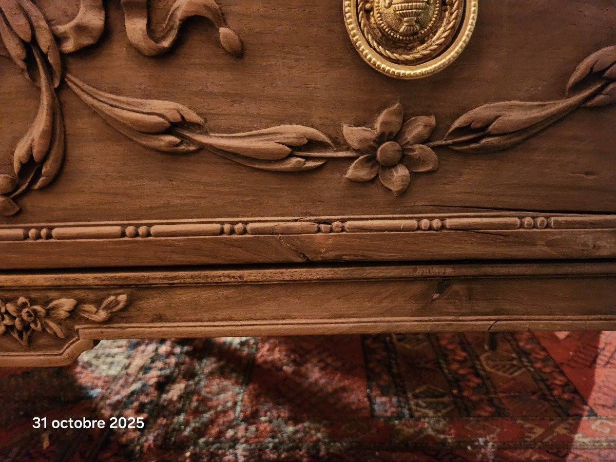 COMMODE SAUTEUSE LOUIS XVI  EN NOYER DECAPEE EPOQUE 19 EME -photo-6