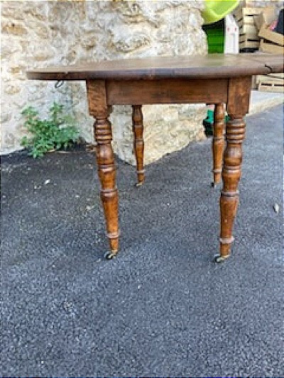 Louis Philippe Table With 4 Legs-photo-3
