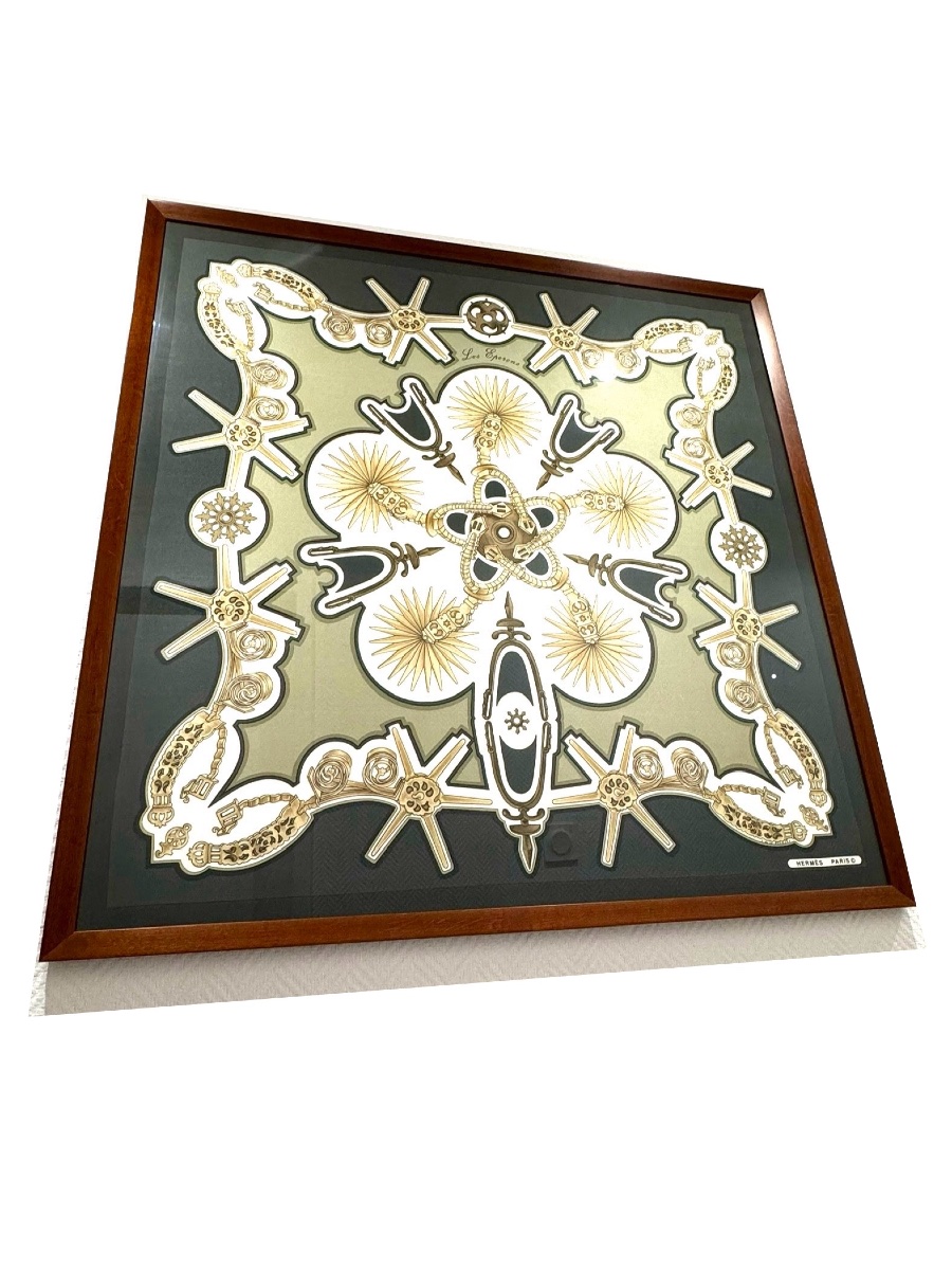 Hermès Scarf In Frame – Model “les éperons”-photo-2
