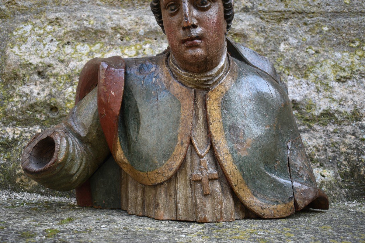 Grand buste de Saint &eacute;v&ecirc;que - France XVIIe - bois sculpt&eacute; polychrome-photo-3