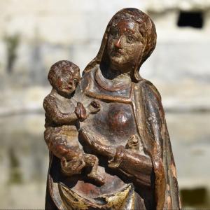 Statuette de Vierge &agrave; l&rsquo;Enfant - France XVIIe - Bois Sculpt&eacute; 