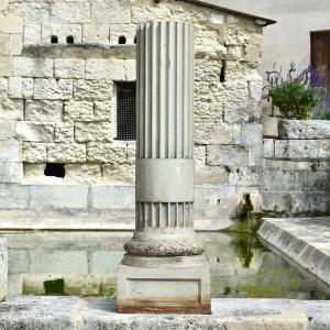 Colonne en bois à l’antique de style Louis XVI - XIXe 