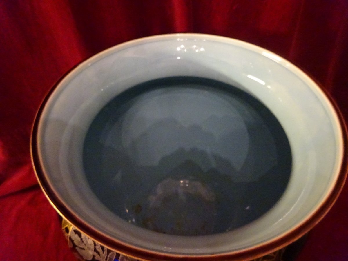 Important Cache-pot En Faïence Fine-photo-1
