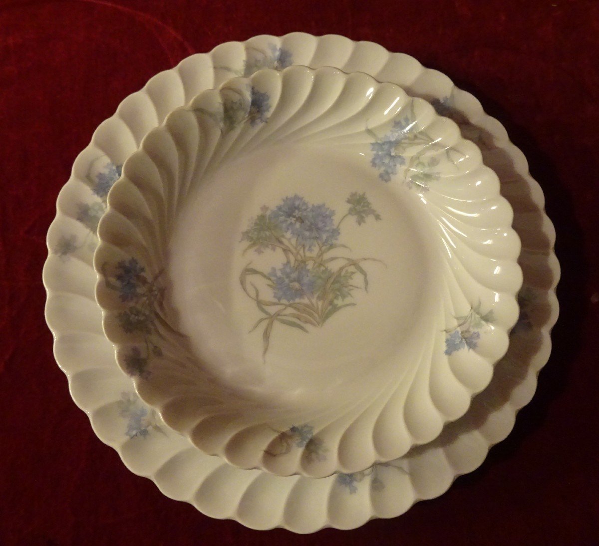 Important Service De Table En Porcelaine De Limoges De La Maison Haviland-photo-2