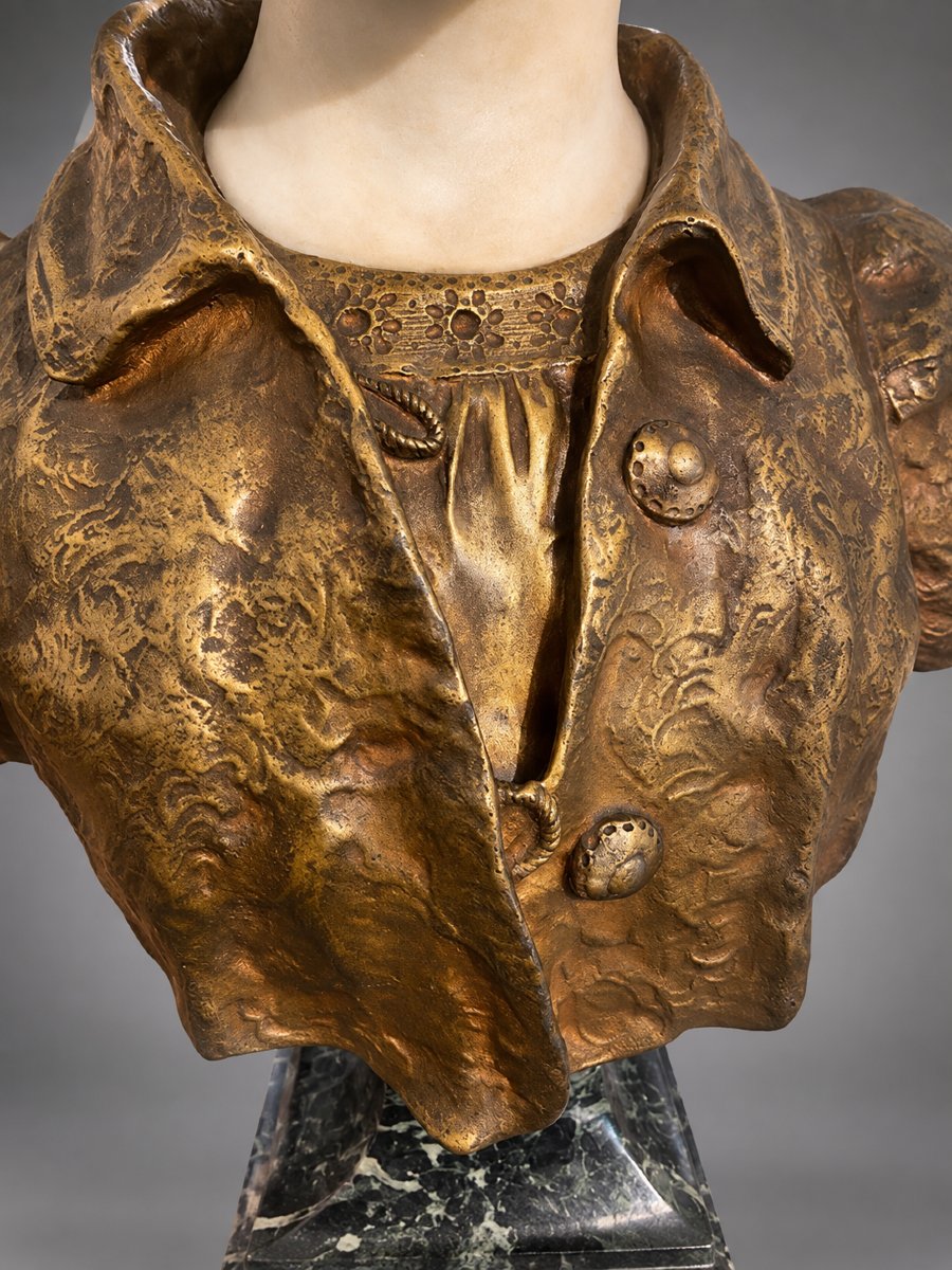 Affortunato Gory (1895-1925) – Buste de jeune femme – Marbre et bronze doré-photo-2