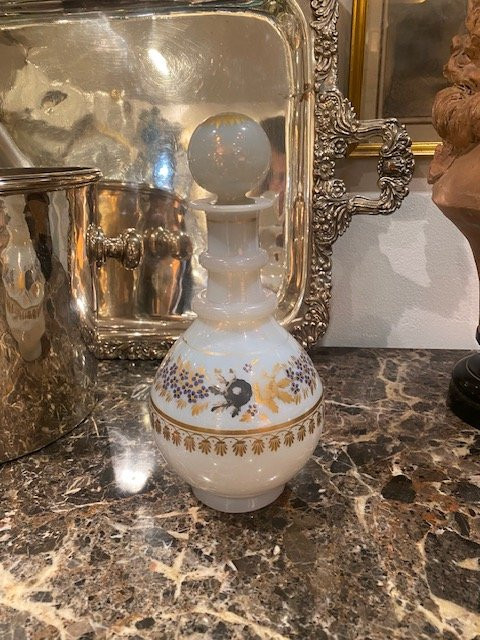 Carafe en Opaline Blanche – Décor Doré Floral – Époque Restauration Vers 1820-photo-7
