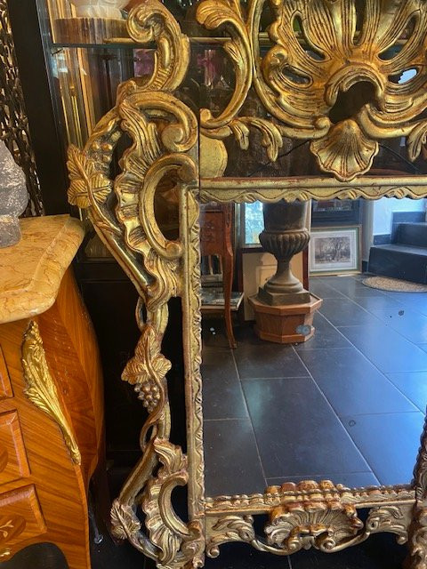 Miroir Vénitien Violonné en Bois Doré – Décor de Feuilles de Vigne – Époque Louis XV XVIIIe  -photo-6