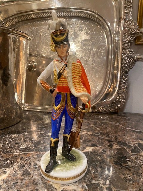 Sujet en porcelaine Kaiser représentant le Général Junot – fin XIXe siècle-photo-1