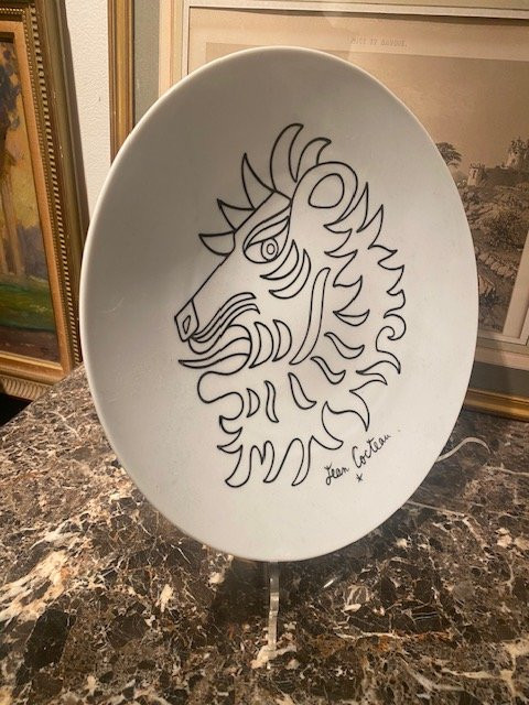 Grand plat “Le Lion” d’après Jean Cocteau – Pièce artistique en porcelaine Couleuvre-photo-4